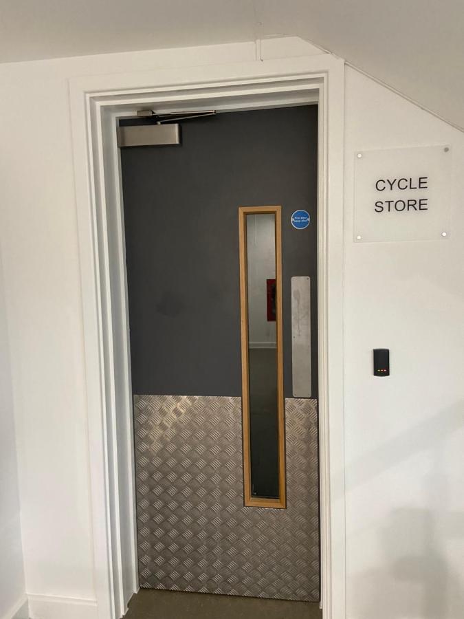 Apartment Akugi Homes: Modern Serviced For Luton (Bedfordshire)